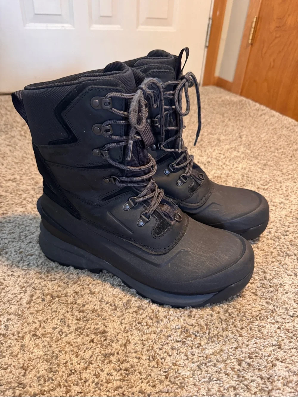 The North Face Chilkat V 400 Waterproof Boots - Men’s 11.5